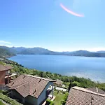 By Maggiore With Stunning View Feriehus *