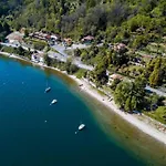 By Maggiore With Stunning View Feriehus *