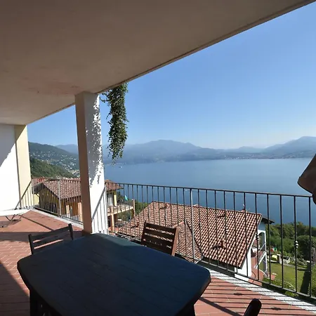 By Maggiore With Stunning View * أوجيبيو