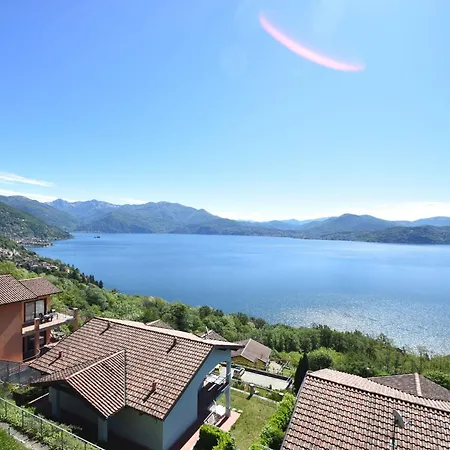 By Maggiore With Stunning View Hébergement de vacances *