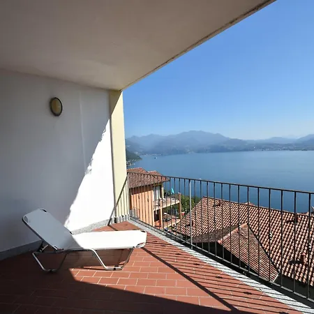 By Maggiore With Stunning View Hébergement de vacances