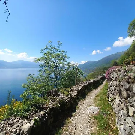 Holiday home By Maggiore With Stunning View Oggebbio